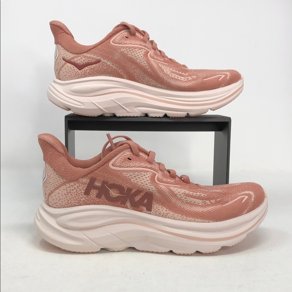 Hoka One One Clifton 10 Blush Rose 1162031 Women’s Running Shoes - Size 5.5 B